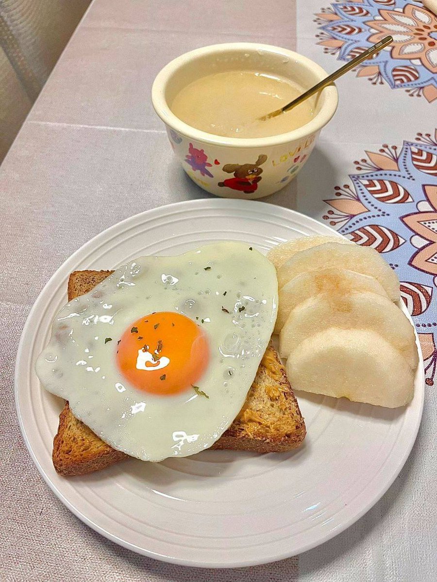 lanneyviolet's tweet photo. #BreakfastDaily https://t.co/uV5dAeSVwH