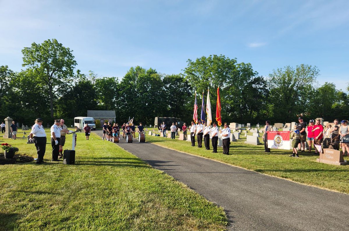 Sen_Pennycuick's tweet photo. Saturday, I attended Topton's Memorial Day Ceremony at Topton Union & Legion Post 217 Garden of Honor cemeteries. Together, we stand united in gratitude for our servicemen and servicewomen. 🇺🇸
#SD24 #SenatorPennycuick #MemorialDay #thankyouforyourservice #neverforget #Topton https://t.co/z4Z0xveOb2
