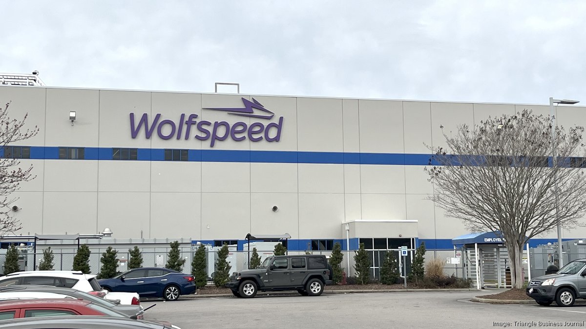 Wolfspeed: $5B Chatham, slated to create 1,800 @NCCarolinaCore  jobs, not eligible for key incentives buff.ly/3qgt2RT #incentives #semiconductors #realestate #manufacturing #technology @ptpNC  @Wolfspeed