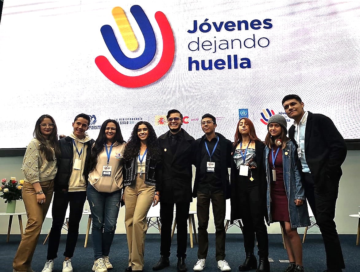 PnudColombia's tweet photo. 📰#Noticia ¿Qué está pasando con los consejos de juventud en Colombia? 

🤔Reflexión sobre los alcances y retos de la participación juvenil, con @Registraduria y @AECIDColombia en #JóvenesDejandoHuella y #MisiónQueTransforma

👩🏾‍💻Todos los detalles aquí👉🏾https://t.co/JZaoUertLP https://t.co/KMXzHyOV3g