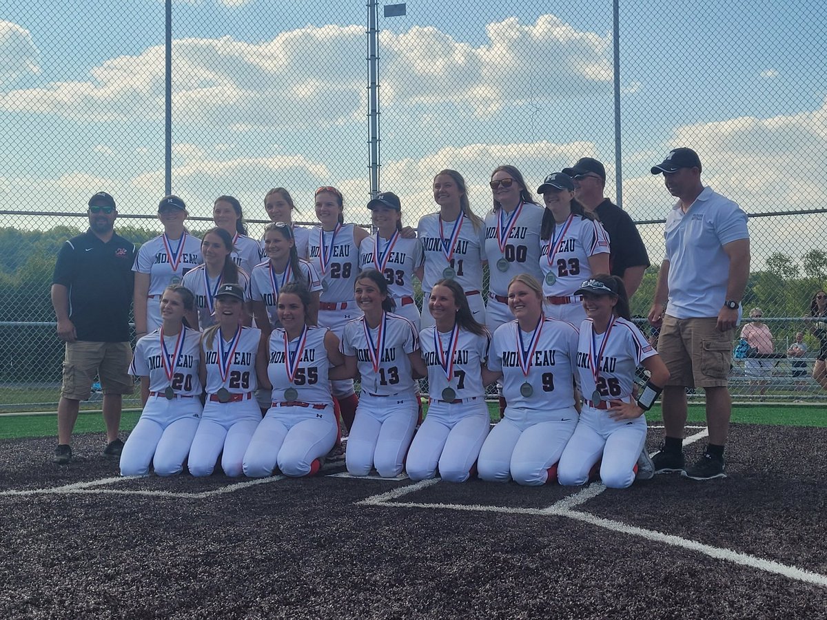 The Lady Warriors Softball Team takes 2nd place in District 9 with an extra innings rally win against Curwensville!

Great job Warriors! Bring on the State Bracket!