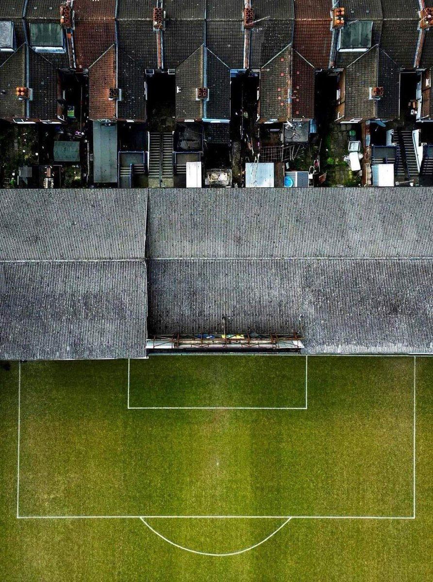 Kenilworth Road Stadium 
         Luton Town F.C.