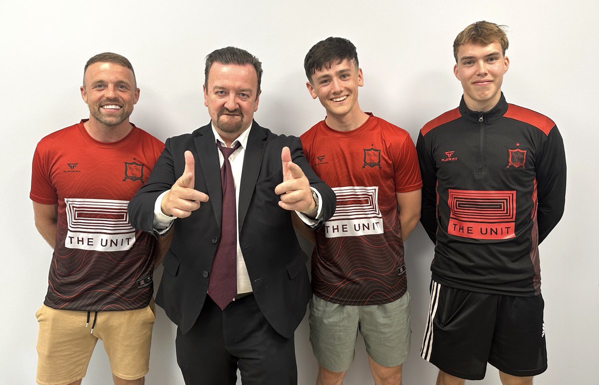 👀 Keith Ward, Ryan O'Kane and Johannes Yli-Kokko paid a visit to 𝗧𝗵𝗲 𝗢𝗳𝗳𝗶𝗰𝗲 of club partners @ThisistheUnit on Tuesday afternoon where they met David, a branch manager from Slough...

😃 Keep an eye on our socials over the next week to see how they got on!