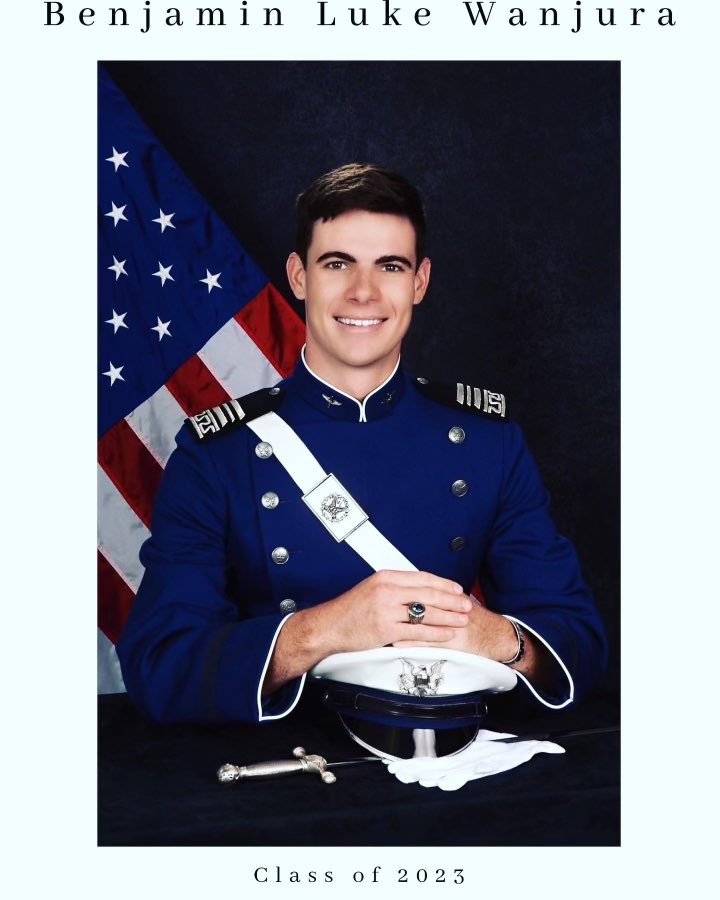 eric_wanjura's tweet photo. @Ben_Wanjura21 Congratulations on your graduation - now off to flight training https://t.co/gPci7DA3Rz