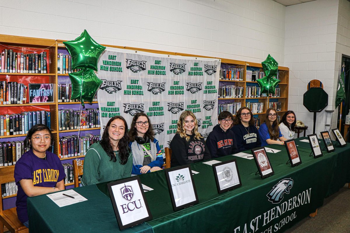 HCPSNC's tweet photo. East Henderson High School hosted its first ever Arts Signing Day and it was a huge success! 🎉

Congratulations to these talented students who have chosen to pursue their passion for the arts in college. The #HCPSFamily is so proud of you! https://t.co/9OkMLxuGBQ