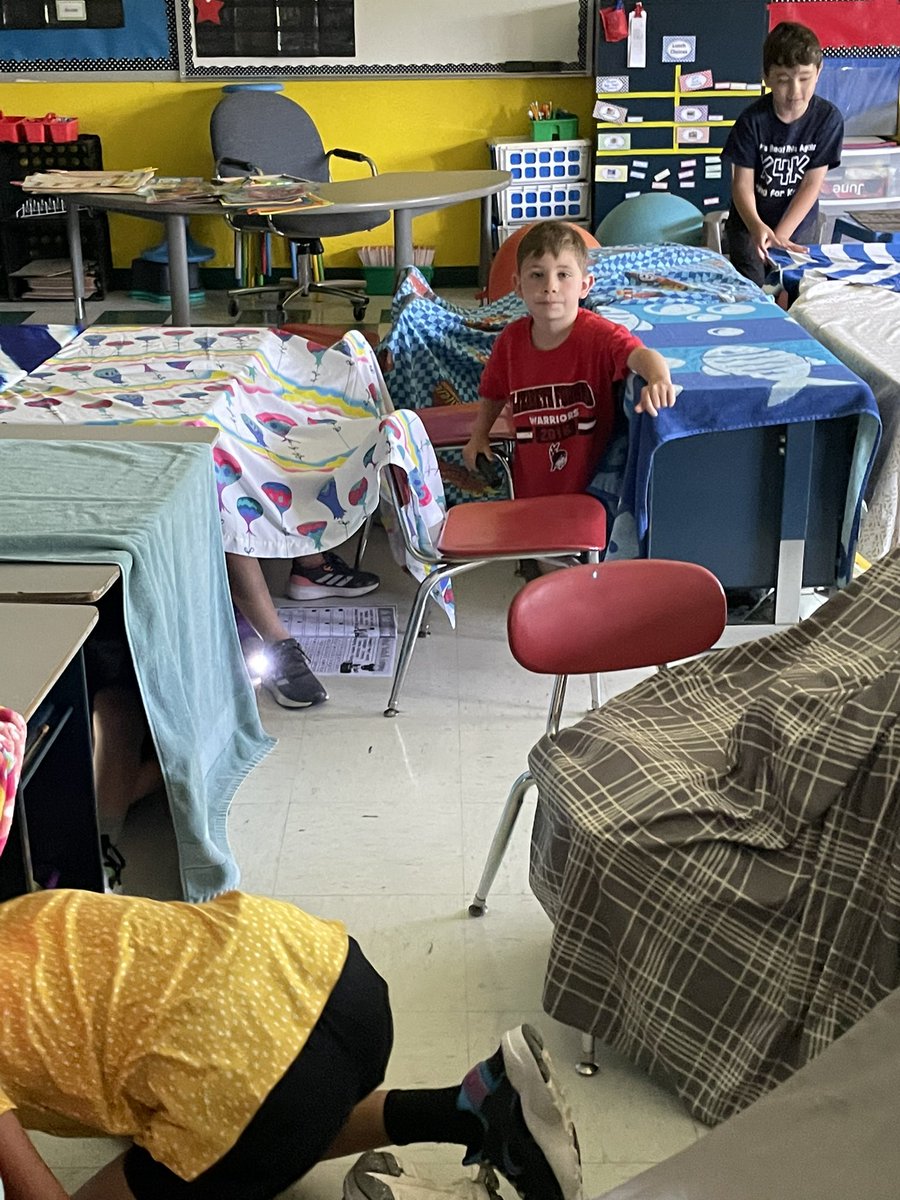 Tina Jones tweet media