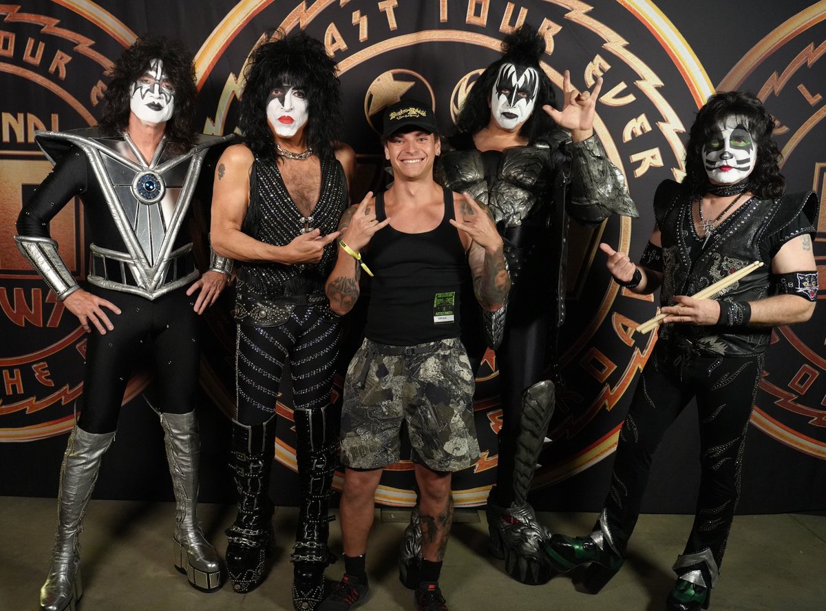 Eddie Knight tweet media