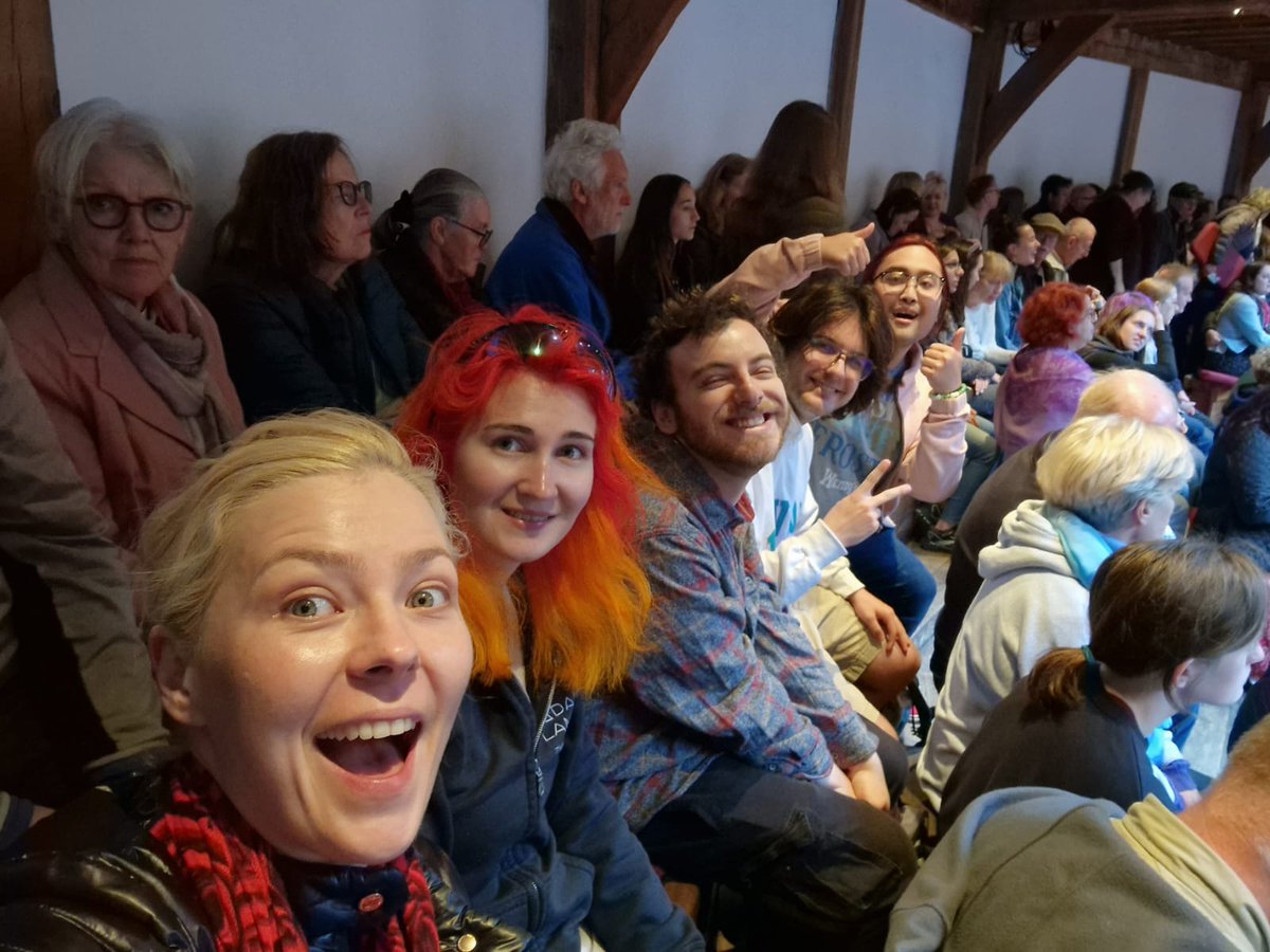 kellengoff's tweet photo. Saw Comedy of Errors at the Globe Theatre!! What a blast. An expert production Shakespeare himself would be proud of. So freaking funny. Well done, cast! https://t.co/36fRr4W81s