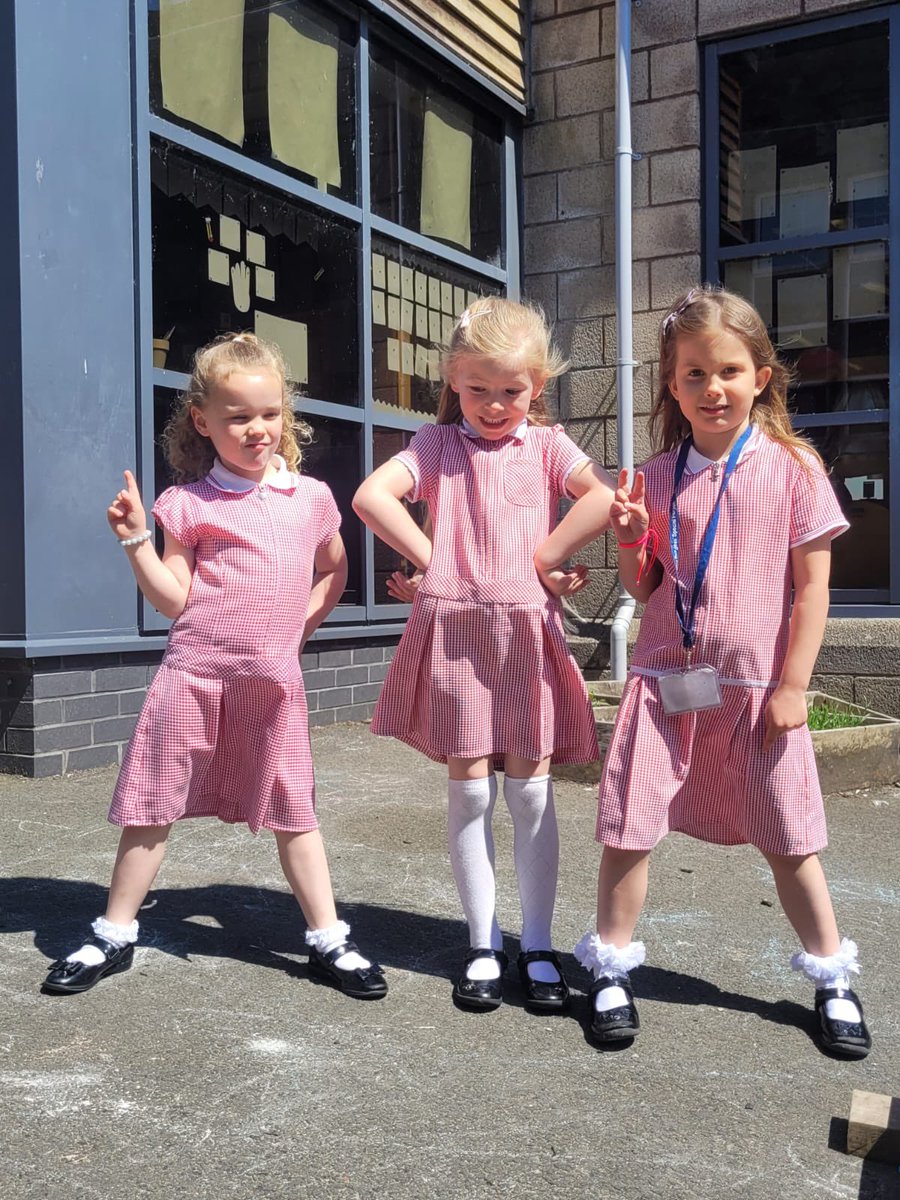 keltyps's tweet photo. Charlie’s angels ❤️❤️❤️ https://t.co/QxUSZSIg0H