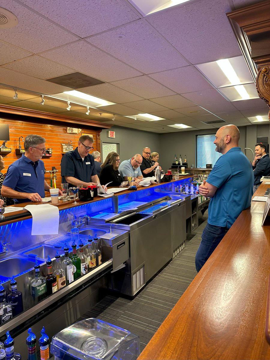 We were so excited to welcome the Fisher Group into our offices this past week! Our reps had a great time learning about new Krowne products, taking a factory tour, and much more!

#poweredbykrowne #krownetour #repgroups #krownevisit