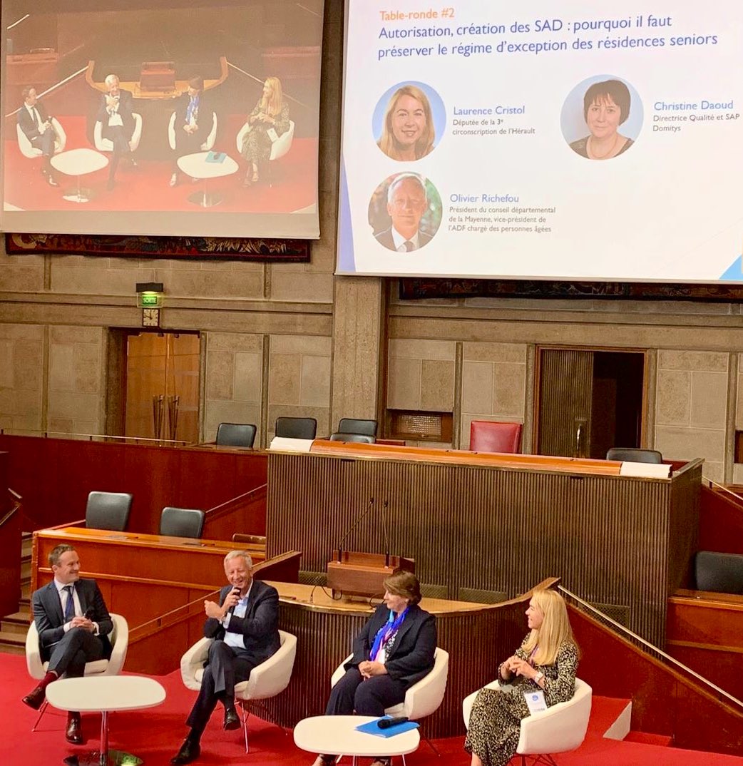 LaurenceCristol's tweet image. Aux 1ères rencontres Vie séniors &amp;amp; Habitat au Conseil Économique Social &amp;amp; Environnemental #CESE 

Des discussions enrichissantes sur les enjeux du parcours résidentiel de nos aînés =&amp;gt; pour un habitat inclusif respectueux et adapté aux besoins .

#BienVieillir