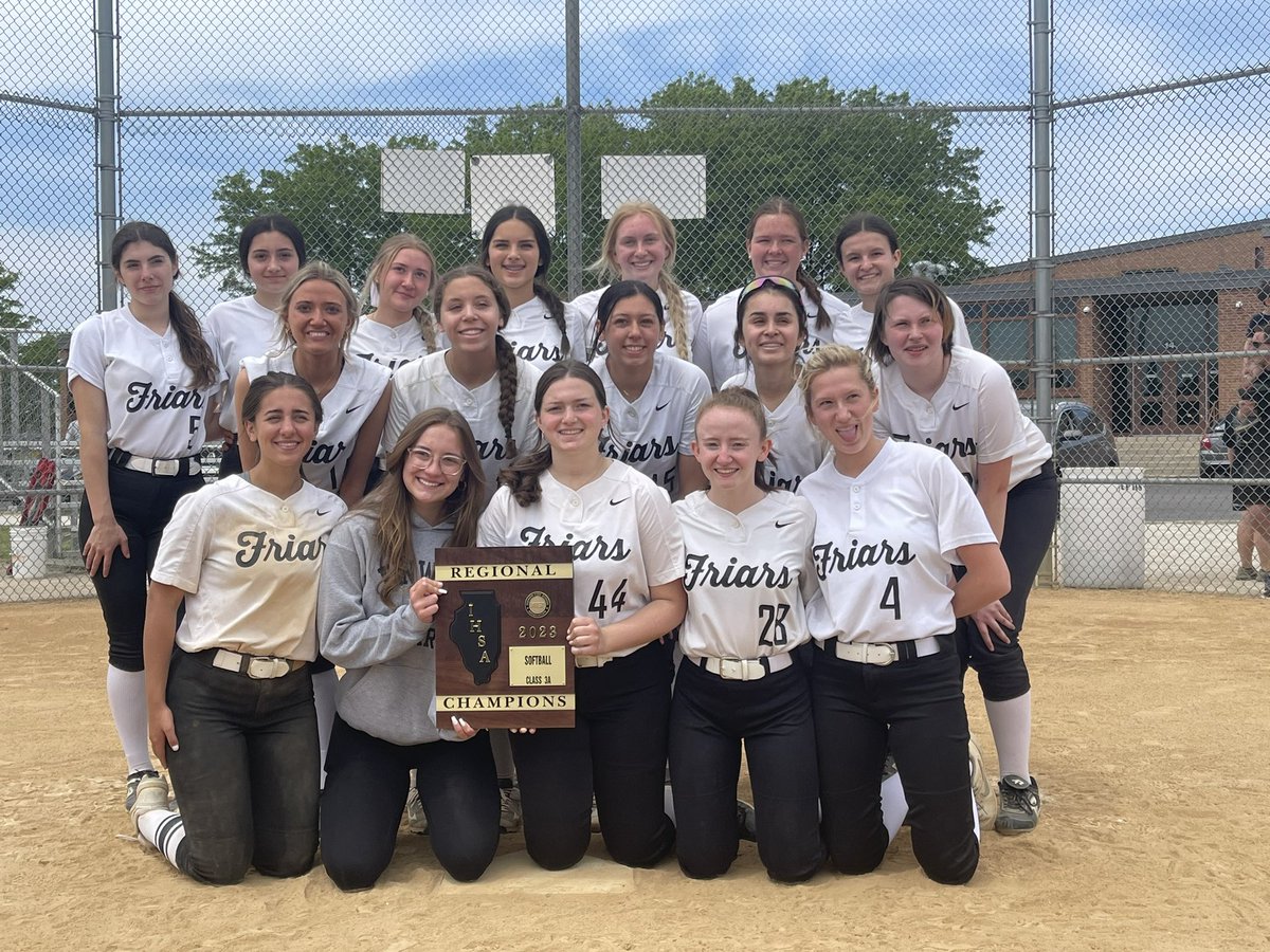 @FriarSoftball The 2023 3A Regional Softball Champions! 🏆 Way to go ladies! Back to back titles! 

Come out and support our Lady Friars tomorrow at their sectional against St. Ignatius @UIC #twiceasnice #FriarPride #FriarUp