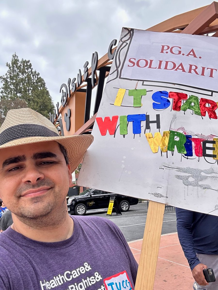 @OldManWinter14 Great meeting you on the picket lines.  If you ever need an Italian, let me know. 

#WGAStrike #wgastrong #screenwriters #writer #screenwriter #screenwriterscommunity #FilmmakersCommunity #writers #tvwritersofla #writingcommunity #tvwriters #tvwriter #tvwriting