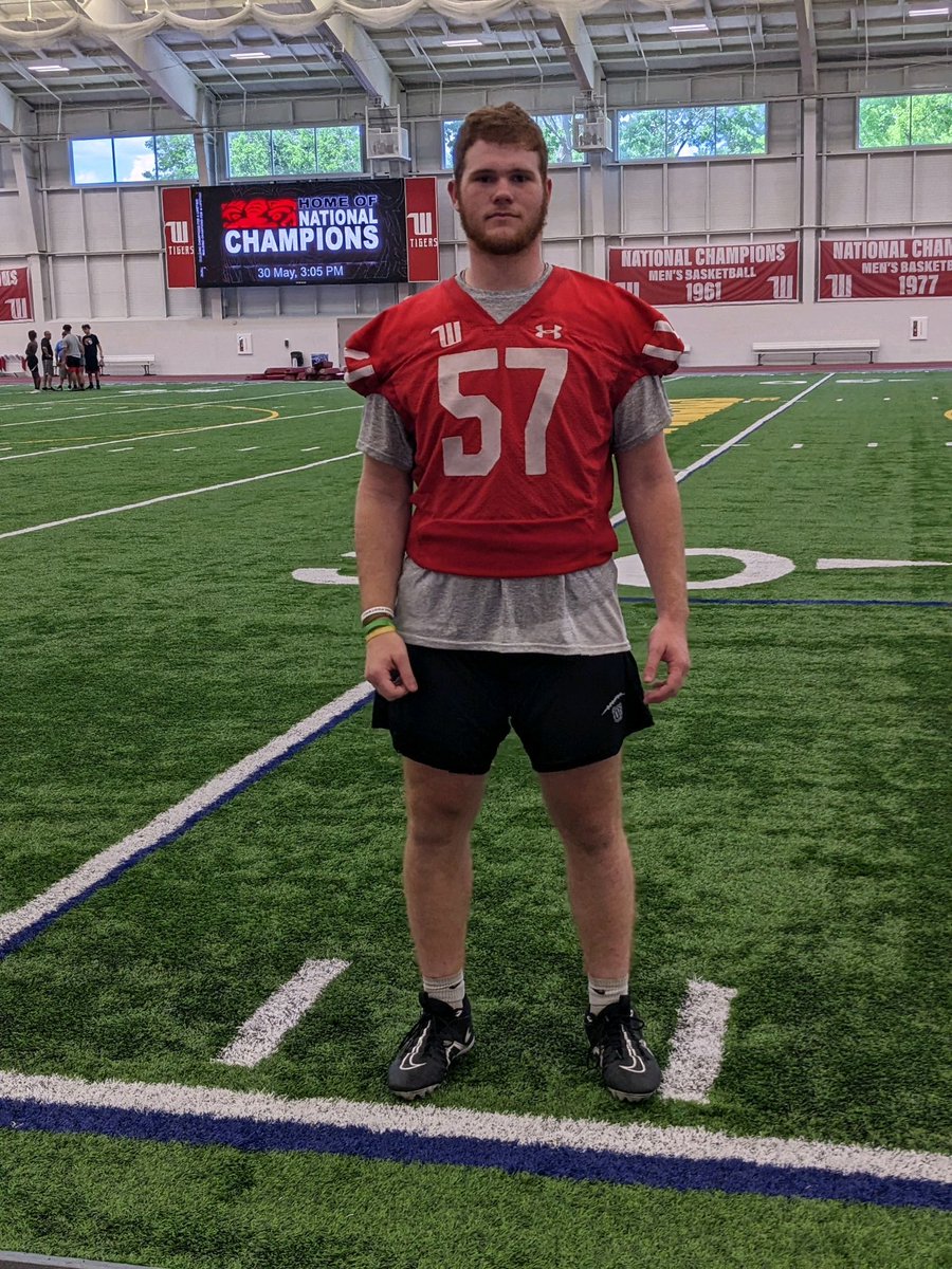 Thank you to @JimCollins_FB and all the @WittFootball staff for putting on a great camp and a great day full of learning and competition. Big thank you to @cdavie51 and @Coach_AMoore for leading the OLine and DLine today.