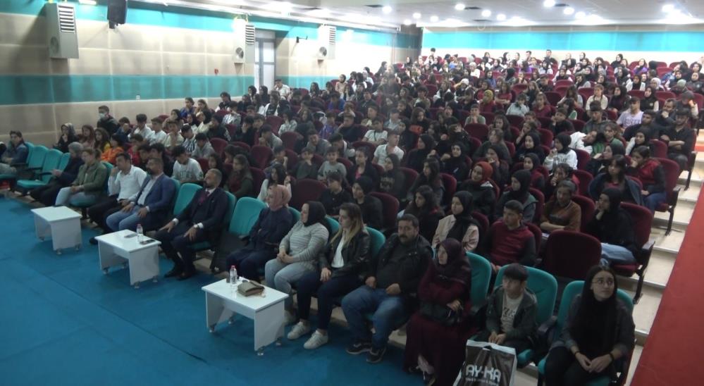 memlekethavadis's tweet photo. ÖĞRENCİLERE MOTİVASYON VE KARİYER SEMİNERİ
https://t.co/cidpYoF9Fd https://t.co/abpWSJ08Df