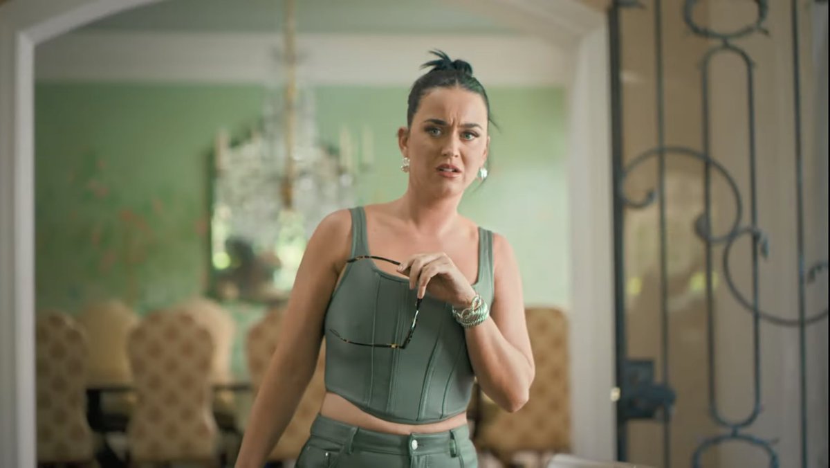 camruined's tweet photo. 1,005 days since Katy’s last album if we don’t get new music soon I’ll riot @katyperry ! https://t.co/gABJR5bhMA