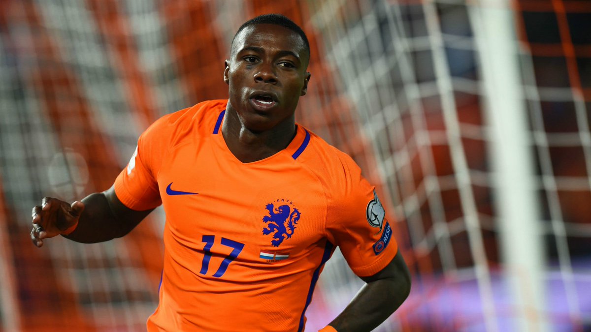 Footballtweet's tweet image. 🚨 𝗕𝗥𝗘𝗔𝗞𝗜𝗡𝗚: Former Netherlands forward Quincy Promes is prosecuted for importing more than 1300 kilos of cocaine, with a value of €75M. 

✍️ @NOS