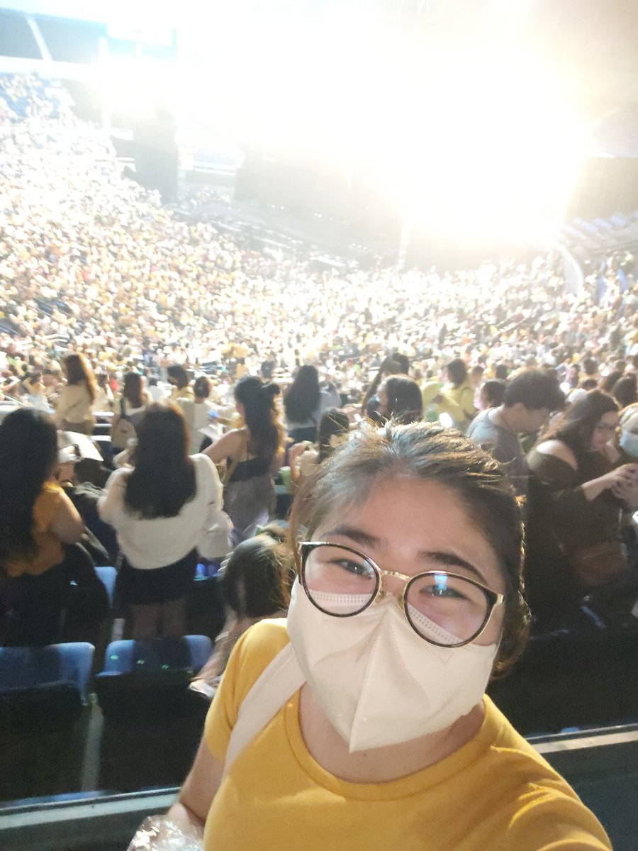 EXOSCbb's tweet image. Guys, CPA na ako!!! I finally passed the CPALE. I attended the EXO-SC fancon the day before boards so wala ako masyado nasagap na freebies bc I had to study like kahit before the start of the con, I was studying.

Jamie, CPA, EXO-L 🫶✨