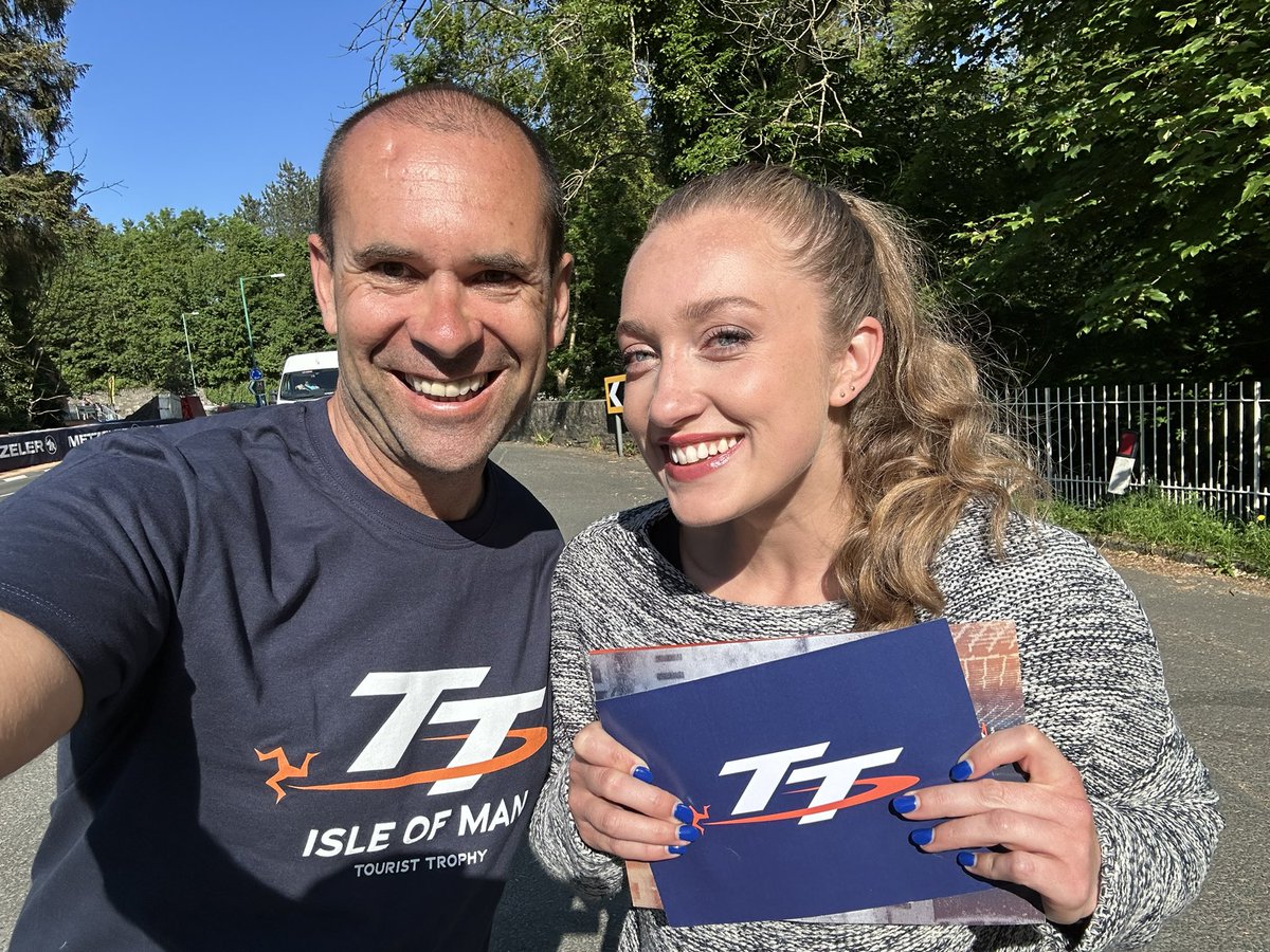 TT 2023 - zweiter Trainingstag und heute bin ich mit Grace bei Braddan Bridge - logt euch bei TT+ ein und ihr könnt die ganze TT Action live mitverfolgen 🇮🇲🏍️🏁🎥  ttplus.iomttraces.com