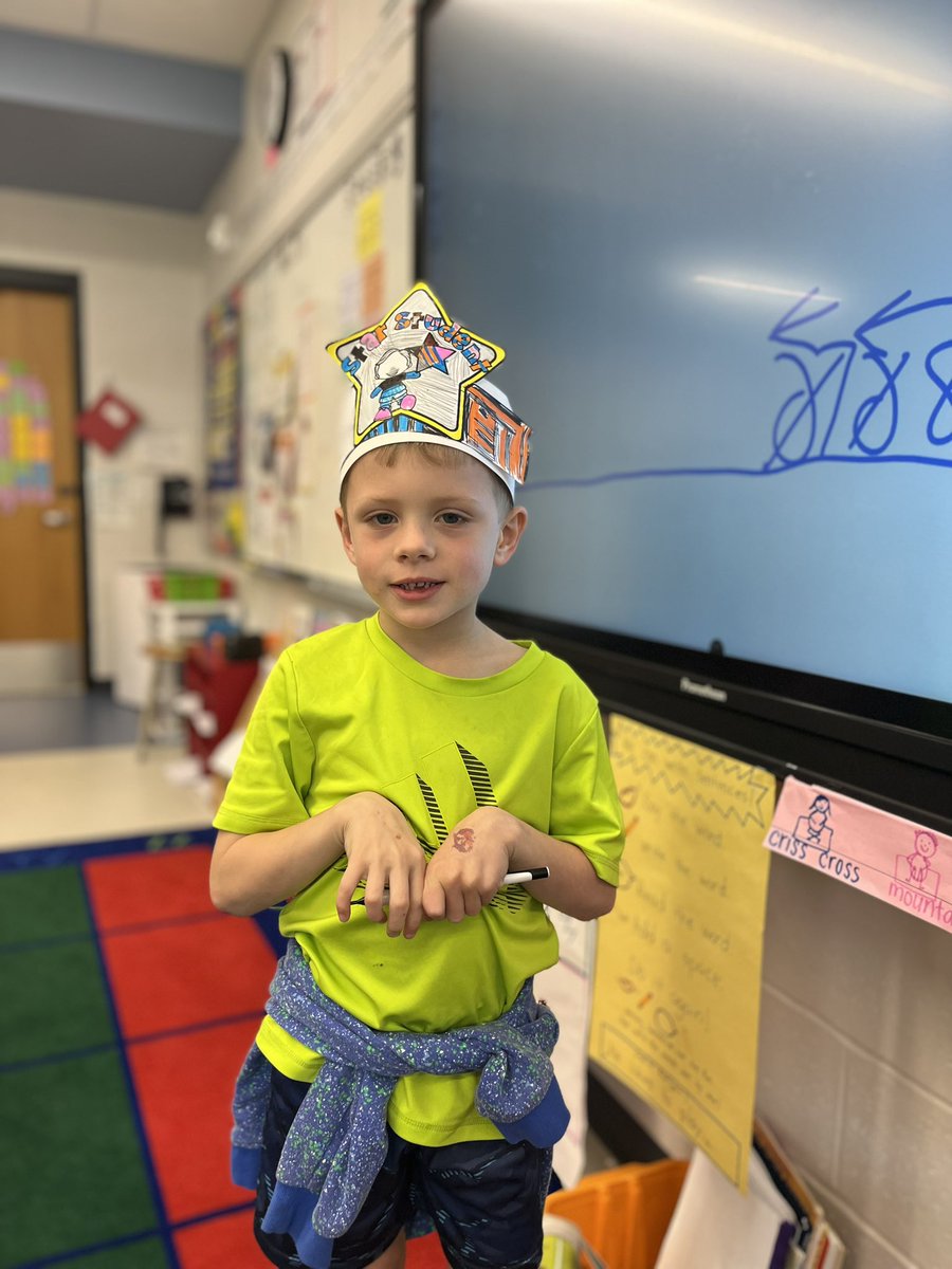 McGradeGibson's tweet photo. Star student!! #FHLeads https://t.co/z7PnxqsHyp