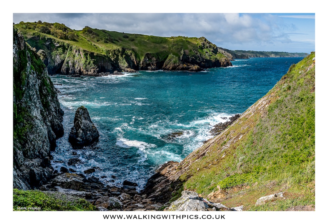 A few of my images from Jersey appearing in tomorrows YouTube video from 14:00. 
youtube.com/channel/UC5S8p…

 #jerseychannelislands #visitjersey #travelphotography #YouTube #youtubechannel #traveling  #placestosee #beach #beachlife #island #photography #islandlife #channelislands