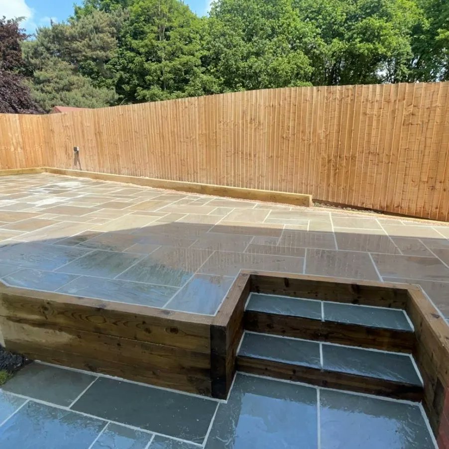 pimcoagl's tweet photo. Over 80m² of indian stone paving.
This area was levelled with a lovely angled sleeper wall and inset steps.
#teampimco #Lawn #turf #indianstones #paving #sleepers #woodwork #steps #grass #gardendesign #garden #homeimprovements #newbuild #home #landscapedesign #summer https://t.co/13ky8jFTDi