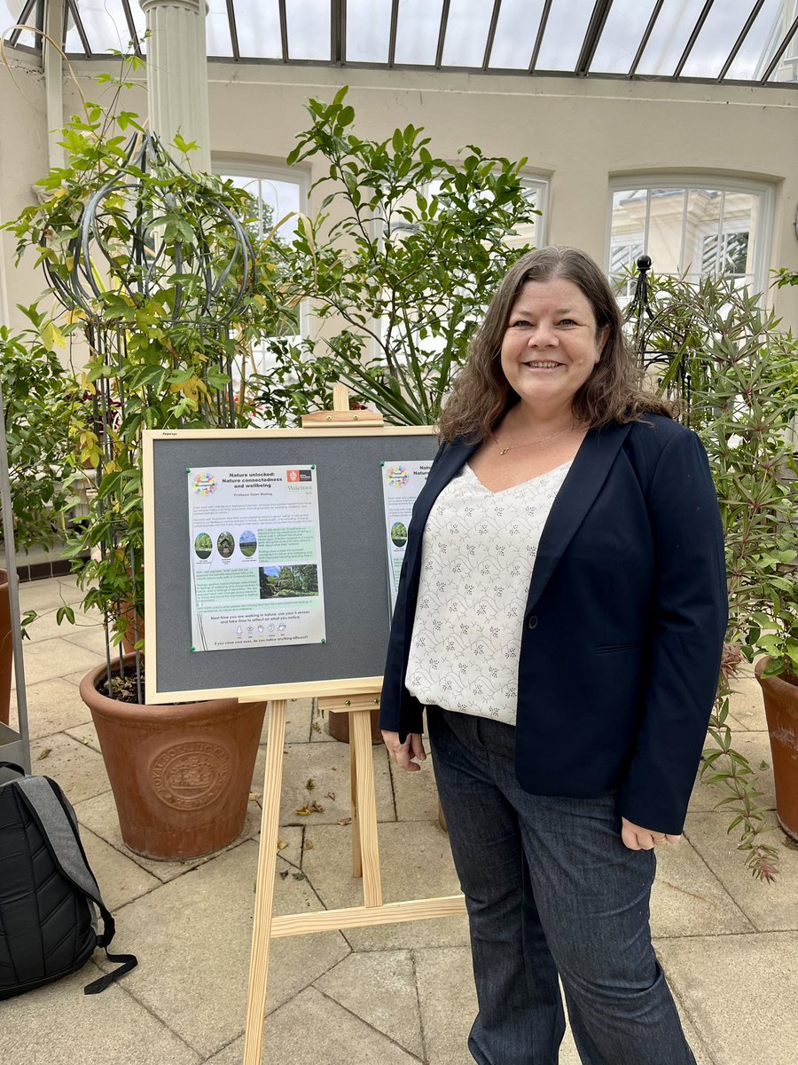 This evening @kewgardens @RHULalumni event Prof  @dawn_watling @RHULPsychology presenting her collaboration with @wakehurst_kew nature connectedness & well-being 🌿