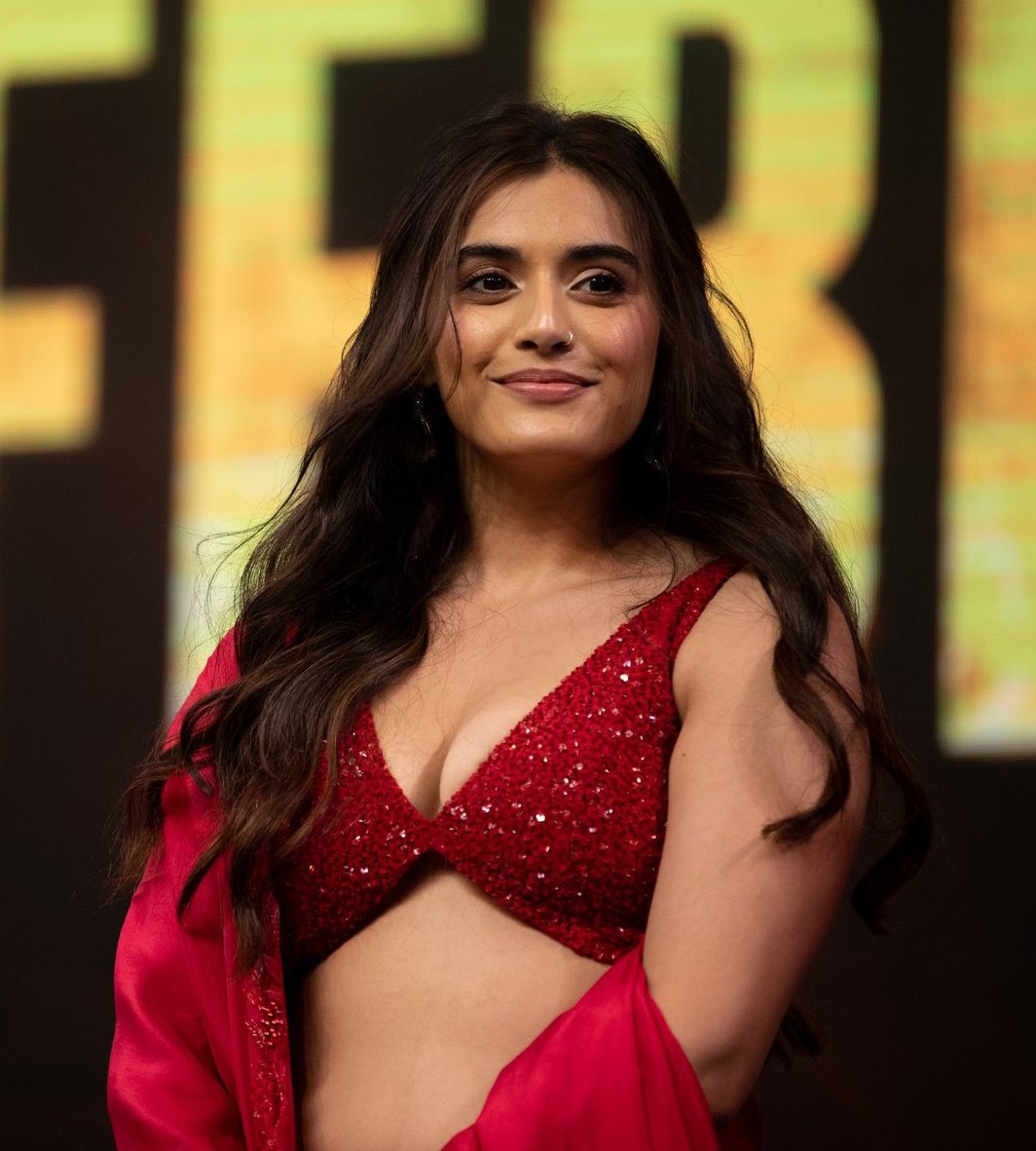 FxZIvgeWABYT51D?format=jpg&name=medium