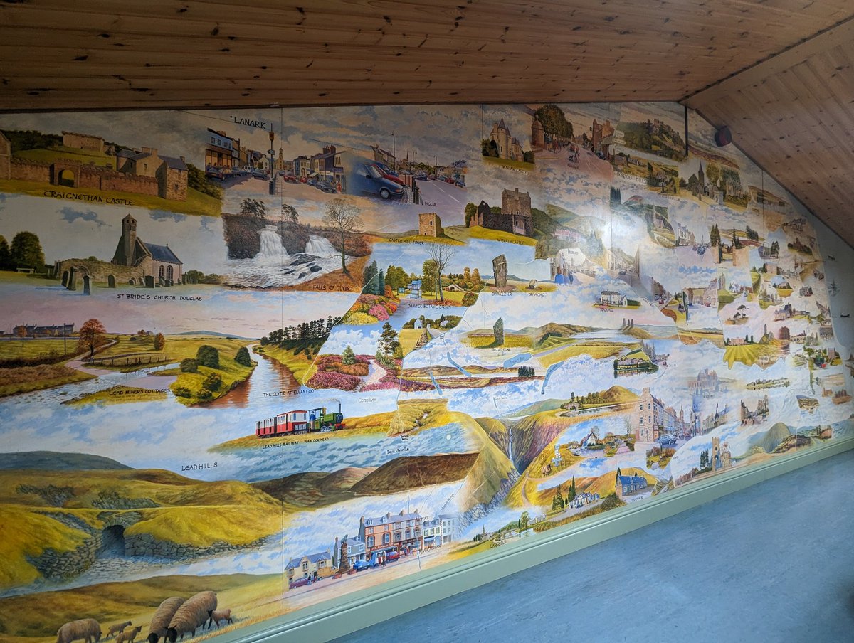 Obviously there had to be a Borders slant, the fantastic murals at the honey farm are worth the visit, beautifully rendered and detailed description of the South of Scotland #lovewhereyoulive #scotlandstartshere