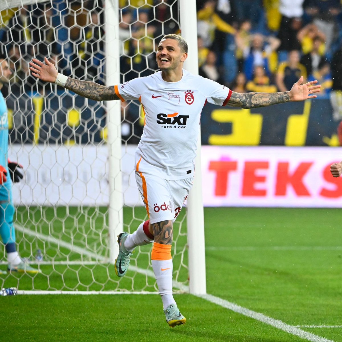 THIS MAN JUST CANNOT STOP SCORING