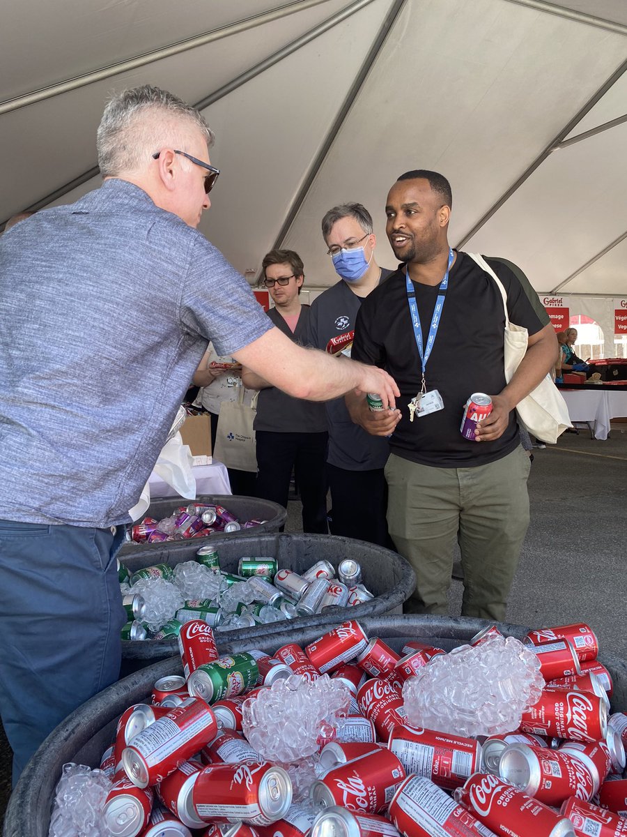 Move100Ottawa's tweet photo. Staff Pizza Lunch courtesy of @GabrielPizza 🍕

@OttawaHospital #TOHSAW https://t.co/wXvJ9NKLp2