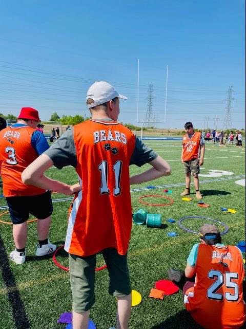 Glendale_HWDSB's tweet photo. Glendale Bears had an absolutely outstanding day at @HWDSB Access Athletics! Thank you to the organizers for making this day possible, and Mr. Grant for supporting our students at this event! @HWDSB_athletics https://t.co/JsO8HHEGp5