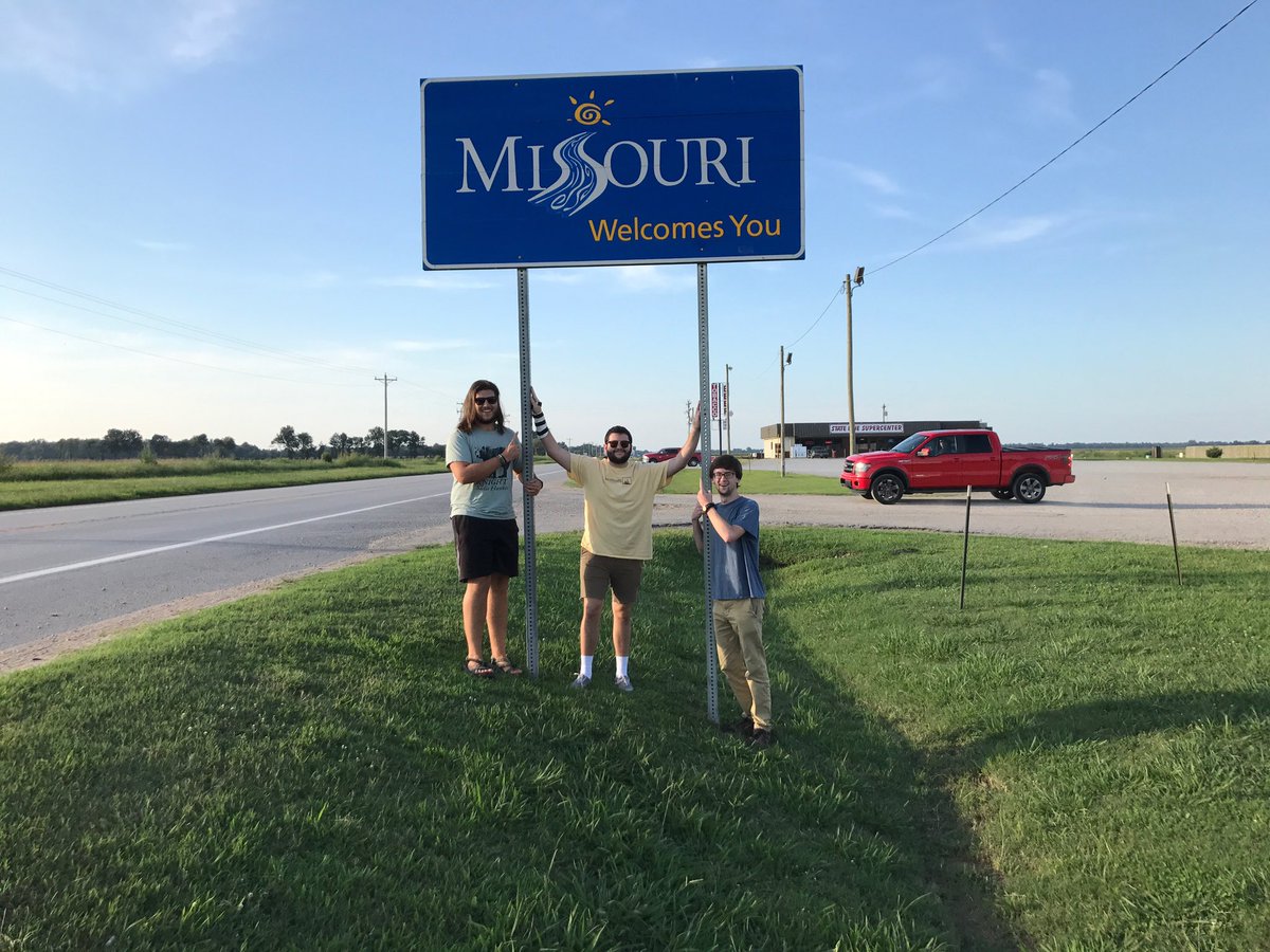 Totally_Ratical's tweet photo. Remembering to tweet this week cause it’s a special episode.  This week we talk about the great American solar eclipse and the wonder it of its spectacle. Listen Now! Pics related https://t.co/D3Vg7fMx07