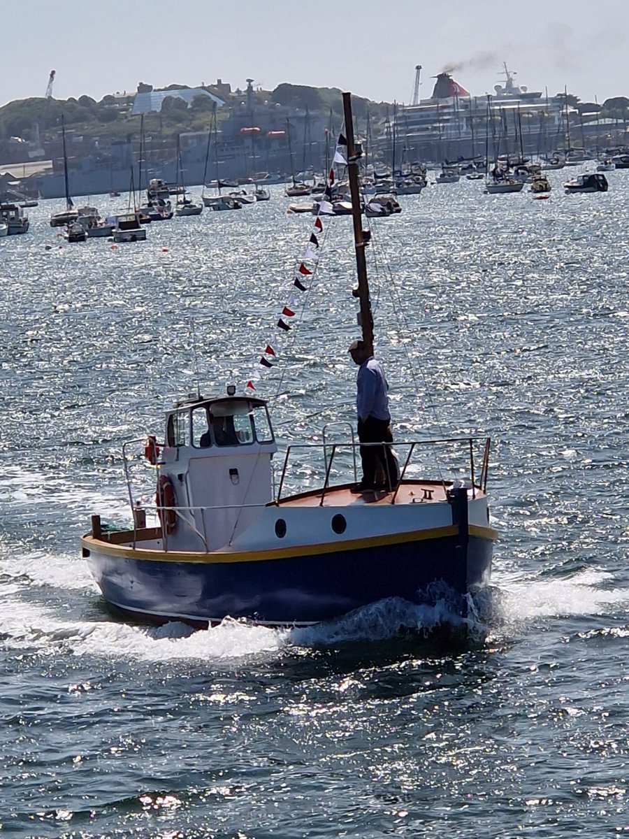 CruisesKernow's tweet photo. Our Gloria - now back in the water, a couple of weeks and she will be back in service #princeofwalespier #falmouth #cornwall #Gloria https://t.co/ucRedwO0Ut