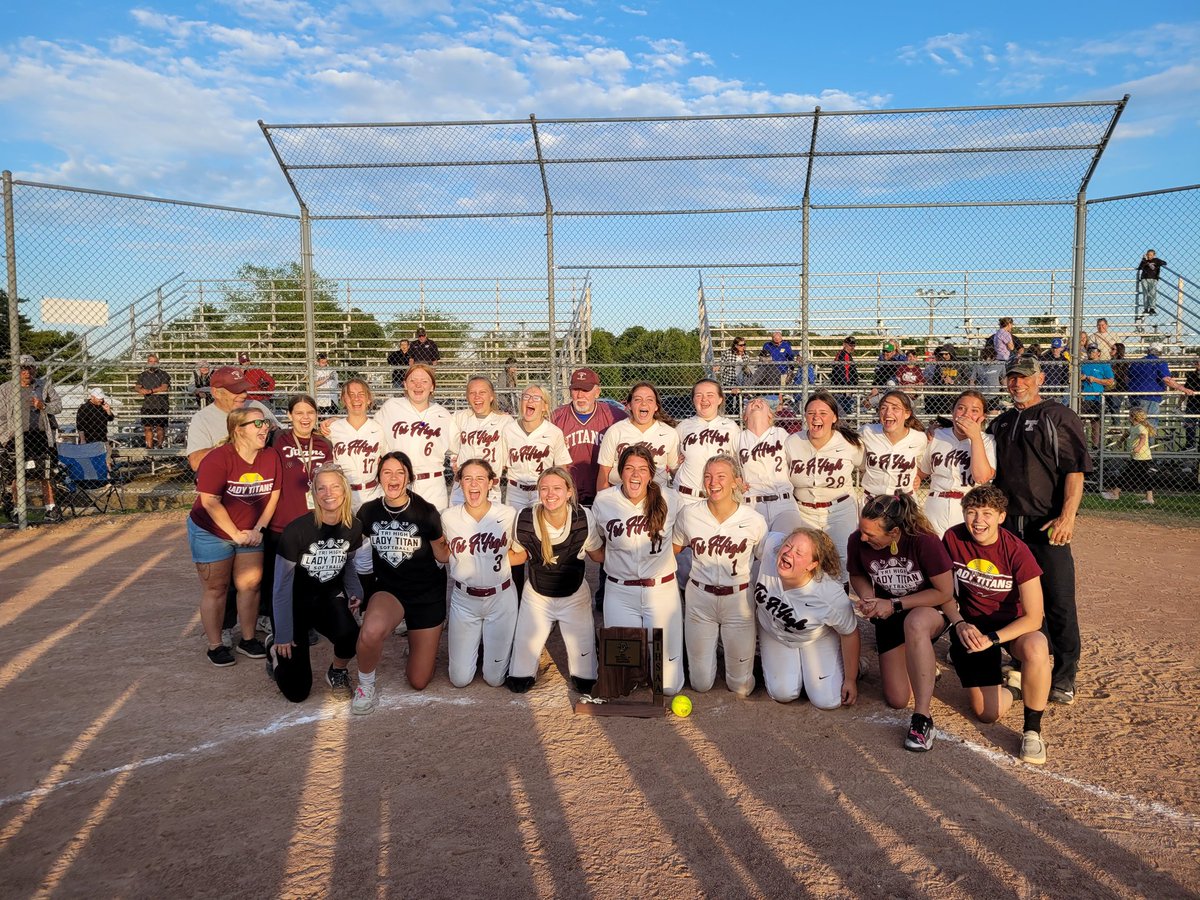 trititanAD's tweet photo. The Lady Titans play for a regional championship tonight, 6pm, at Cowan. https://t.co/IQrdFYSfyL