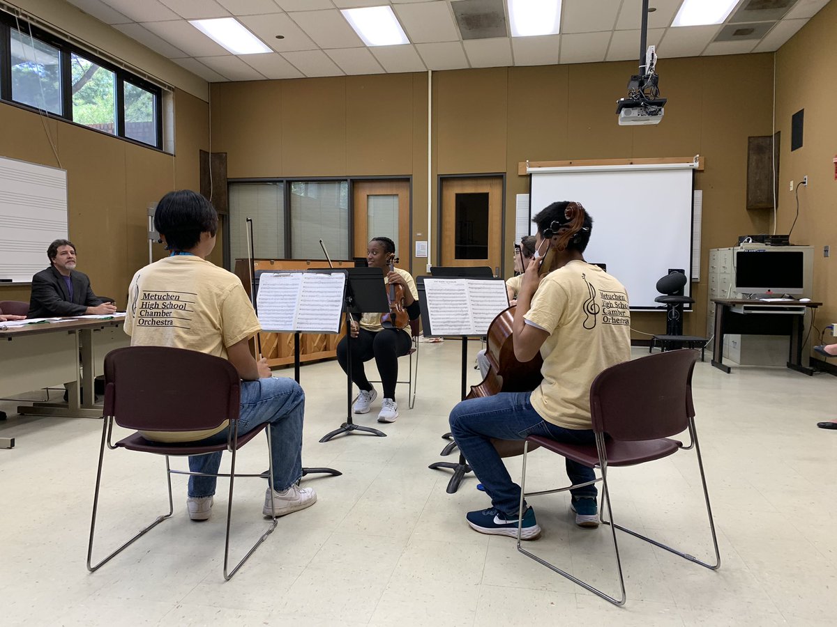 Two Metuchen string quartets represented at @TeenartsNJ state festival!