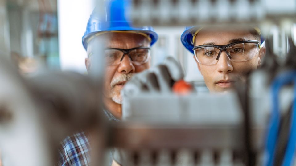 SIAonline's tweet image. SIA has secured approval from the @USDOL for its national program standards establishing a new #apprenticeship initiative for #securitytechnicians and installers. 
Learn more and see how you can get involved here! #securityindustry securityindustry.org/2023/05/23/sec…