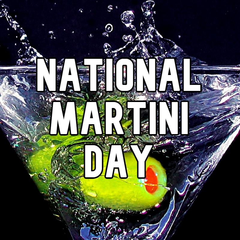 Happy #NationalMartiniDay #ski & #snowboard nation... please celebrate responsibly! #ApresLIVE #Colorado #happyhour #eatlocal #drinklocal #shoplocal #MartiniDay #Martini