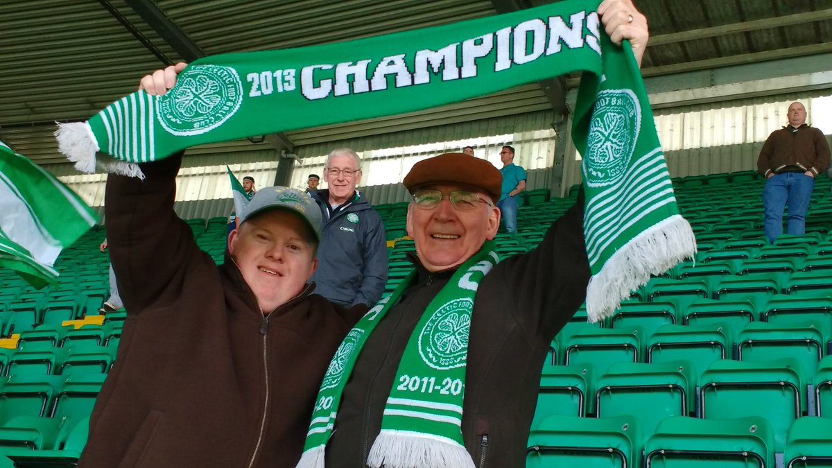 KinlanPaul's tweet photo. Do your stuff Celtic Twitter ... This father and son sat a few rows(414). A few of us were talking about them as we celebrated on Saturday at paradise.. We haven't seen them since the pandemic season and we are hoping that they have moved seat .. any help appreciated 🍀 https://t.co/zeEjGnJzso