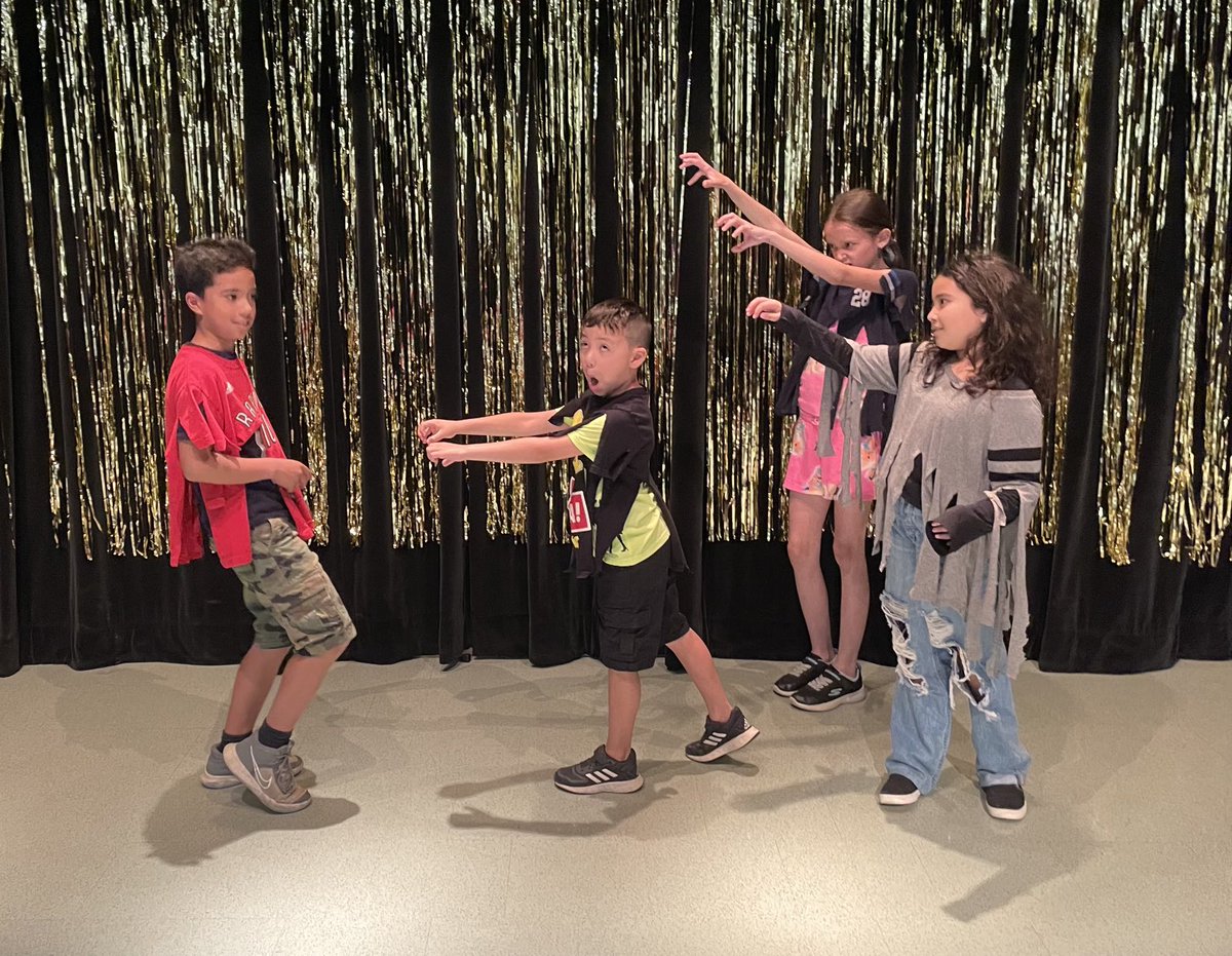 Dress Rehearsal was just fabulous. Bravehearts are excited for tomorrows performance! Reminder to come early, walk if possible and dress comfortably.