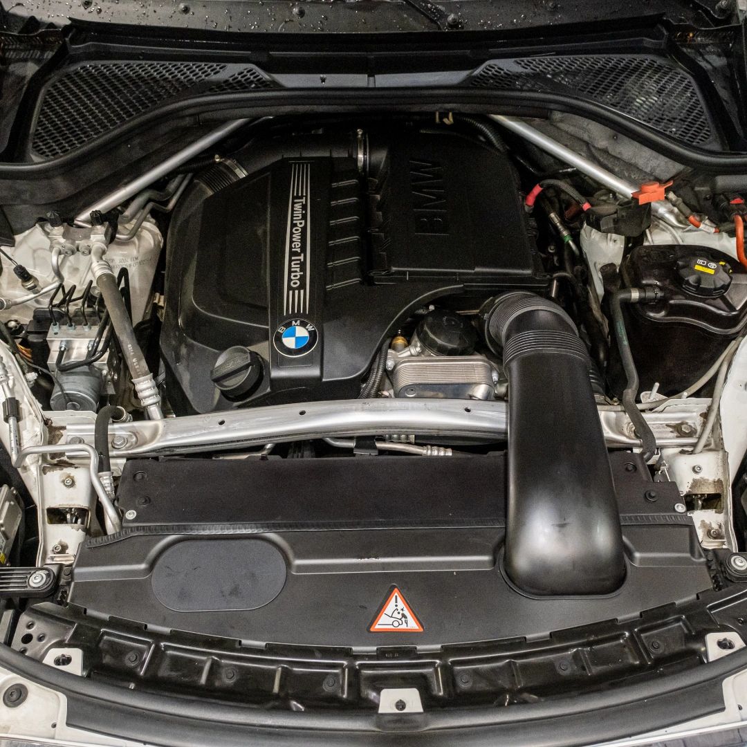 MoreJoy_Auto's tweet photo. Did you know that regular maintenance can extend your car's lifespan? Trust us to keep your vehicle in top shape. https://t.co/dcz5aCQDSc