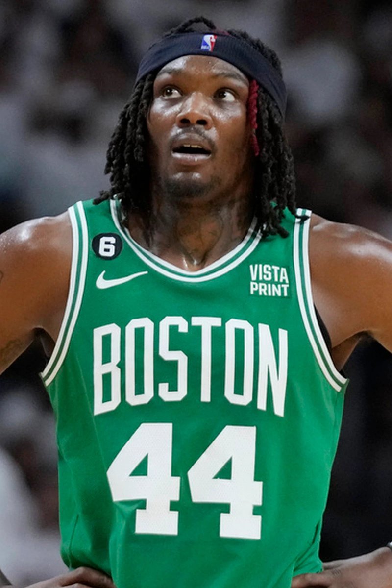 NBACentral on Twitter "Robert Williams was dealing with a stomach virus and was “throwing up