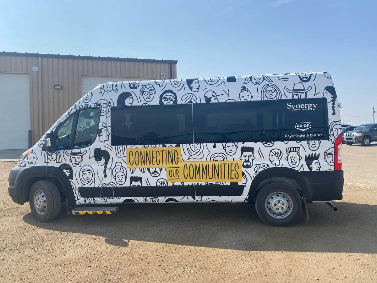 Border City Connects unveiled their new Express Bus today!! Our team is super proud to have produced this one of a kind wrap! 

Many thanks to the <a href="/Synergycu/">Synergy Credit Union</a>  <a href="/LloydCoop/">@LloydCoop</a> for their commitment to our community 🙌🏽 #vehiclewrap #community #lloydminster #reidandwright <a href="/bordercityvans/">Border City Connects</a>