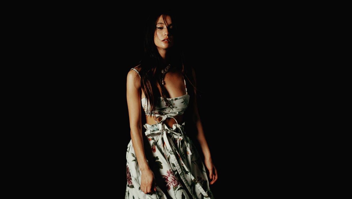 thefeelms's tweet photo. Maria Pedraza fashion editorial for NEO2. https://t.co/Hb2zySAfoY