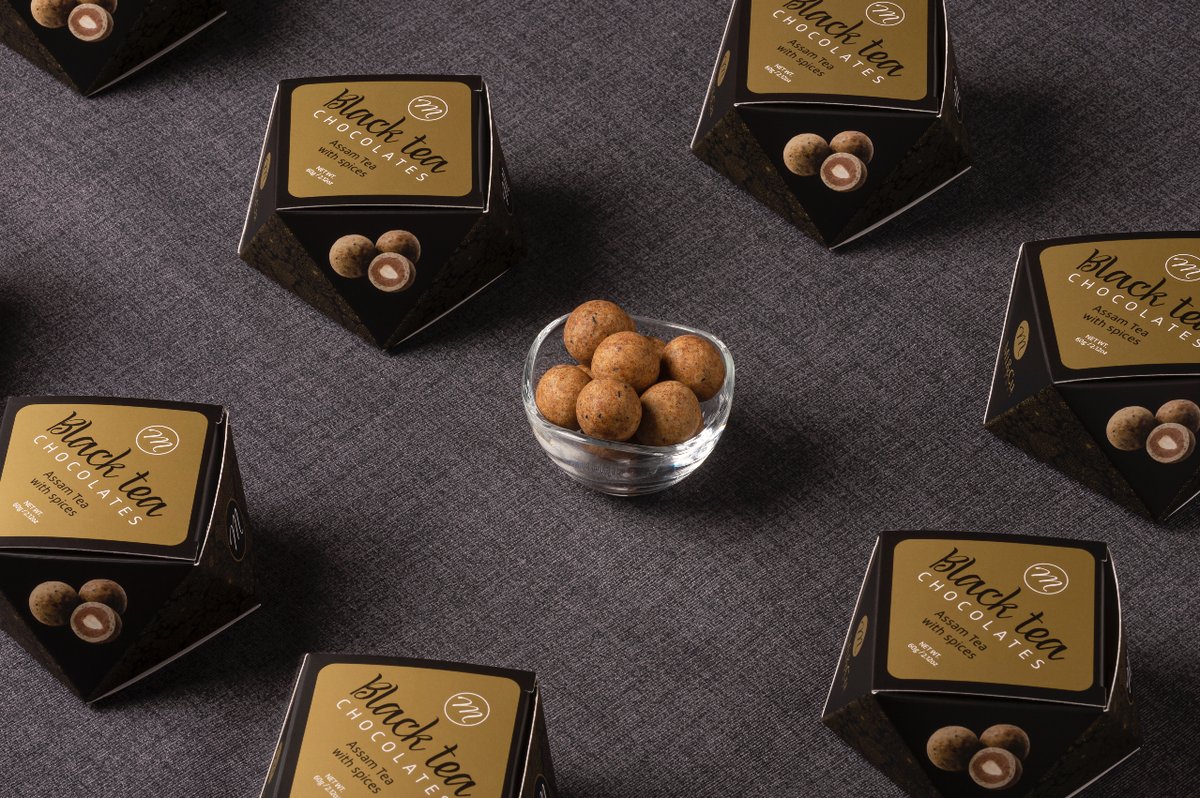 miandcu's tweet photo. 🖤Amants del #te, llestos per a passar de nivell?
🍫Les delícies Black Tea amb la seva #xocolata, ametlles, te negre Assam i espècies no et deixaran indiferent.

😋Prova-les i ens dius!
https://t.co/SBXyVCGhsq https://t.co/y9tnt2YVuF