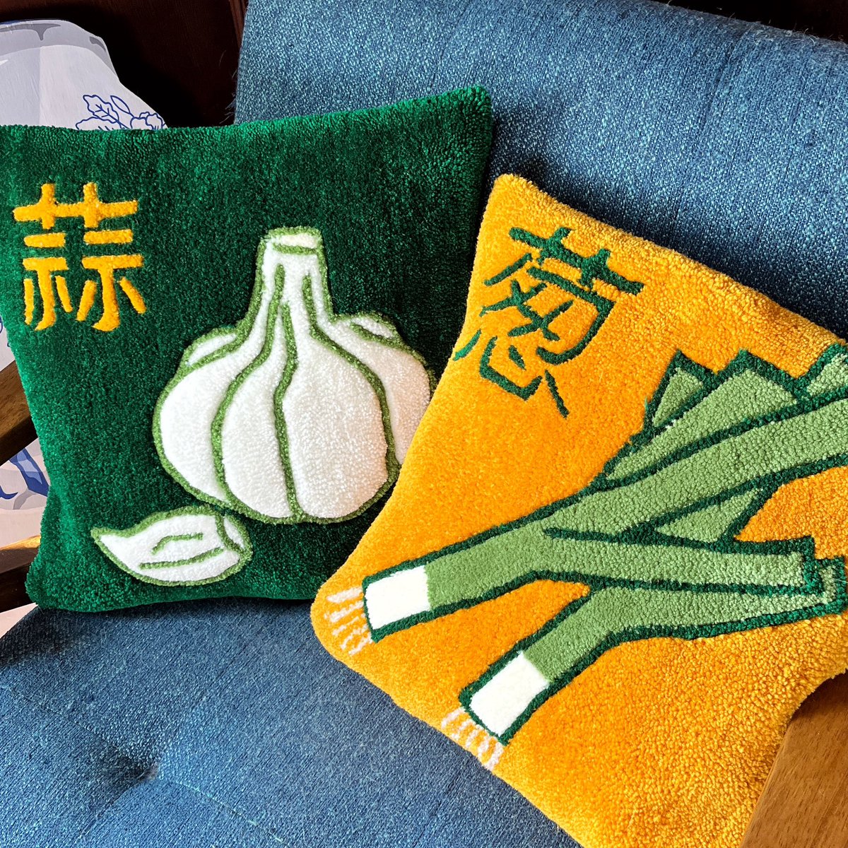 this is an allium appreciation zone