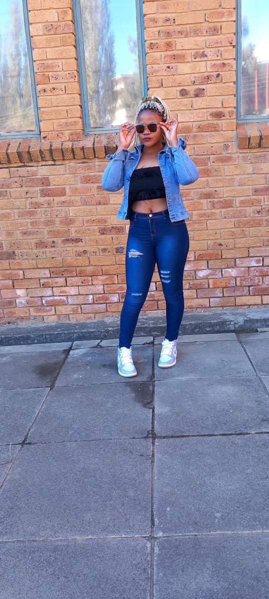 Ceci Molikoe (@lydiamsele11821) on Twitter photo 