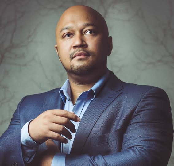 KeSelloSenyolo's tweet image. what a tribute to Eusebius Mckaiser by Songezo Mabece @SAfmRadio #SAfmViewPoint #RIPEusebiusMcKaiser #TuesdayTakeOver