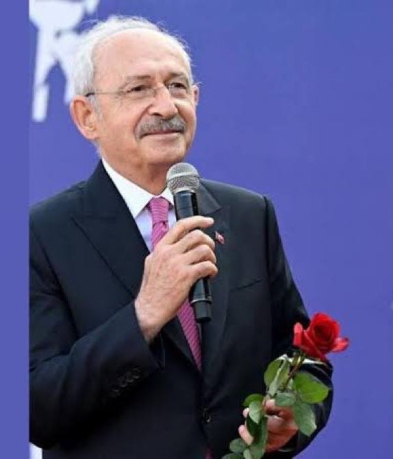 AcilSecim's tweet photo. Senin gibi bir lider 100 yılda bir gelir 
Değerini bilmediler kalbimin Cumhurbaşkanı.! https://t.co/Q6gcN6qGFa