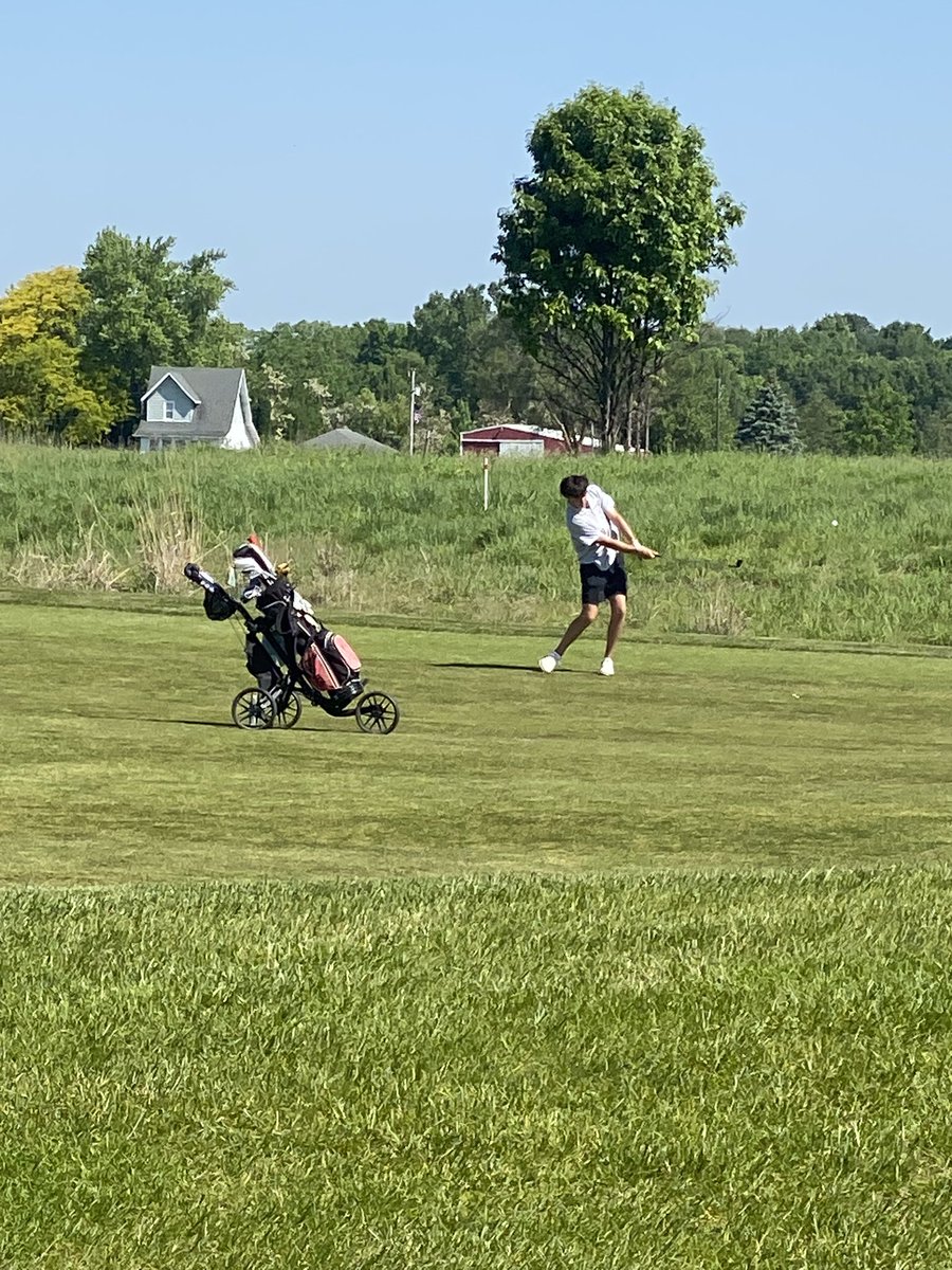 DeKalbGolf's tweet photo. Great golf by the Barons today improving there 18 hole best by 15 shooting 328 at the Hawk invite at Noble Hawk , Grant Stuckey led the Barons with a 75 , Carter Valencic PB 77 Sectional Friday at Noble Hawk . https://t.co/28L37uW3NV
